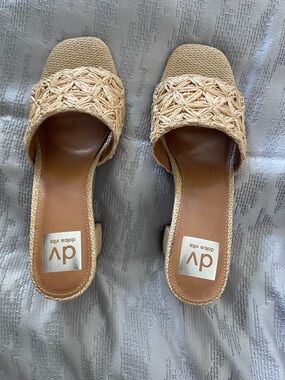 DV by Dolce Vita Natural Beige Woven Slide Mules